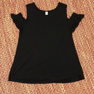 Peekaboo shoulder top